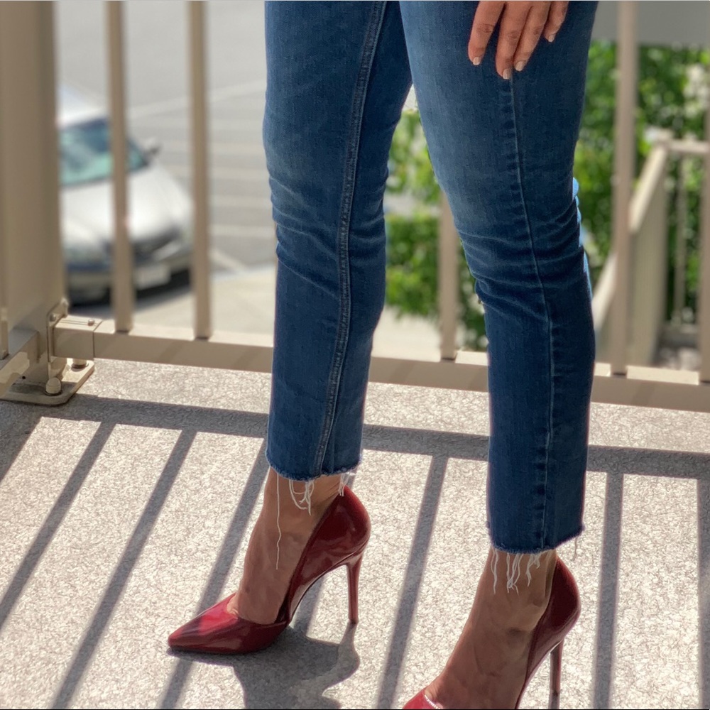 Red 3 1/2 Pumps